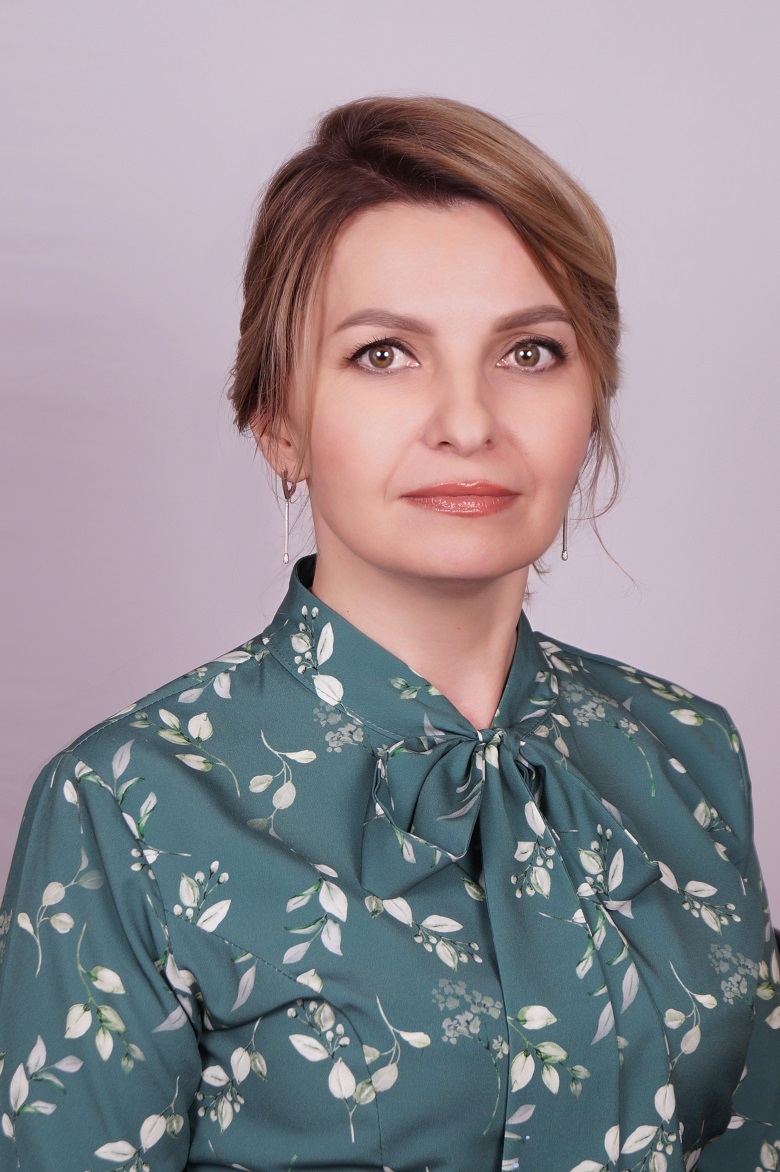 Бондарь Светлана Николаевна.